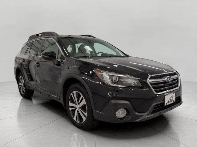2018 Subaru Outback 2.5i Limited in Black — front three-quarter view